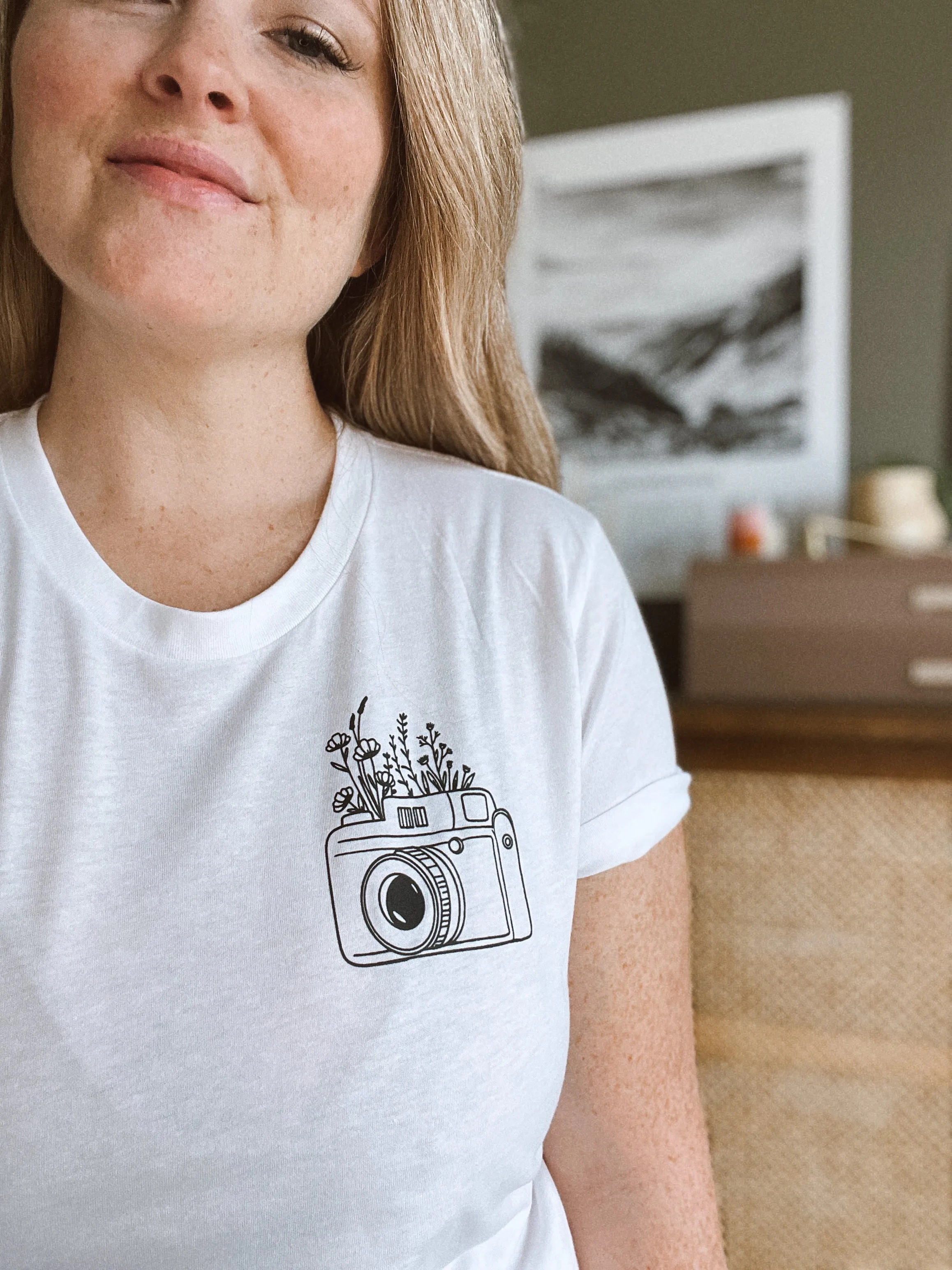 DEAR PERSON... FAMILY PHOTOGRAPHER tee