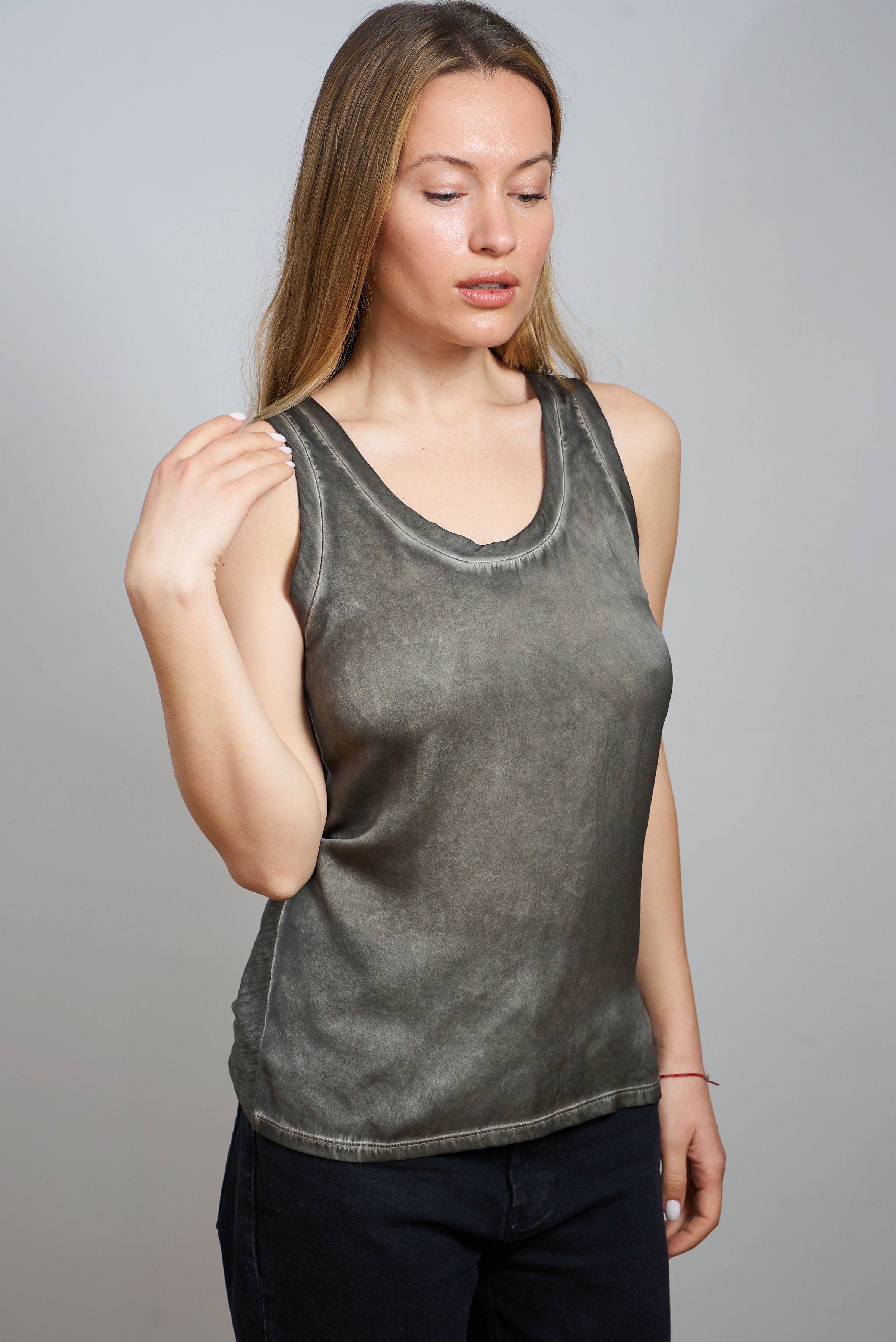 Linen Silk Scoop Neck Tank - Militaire