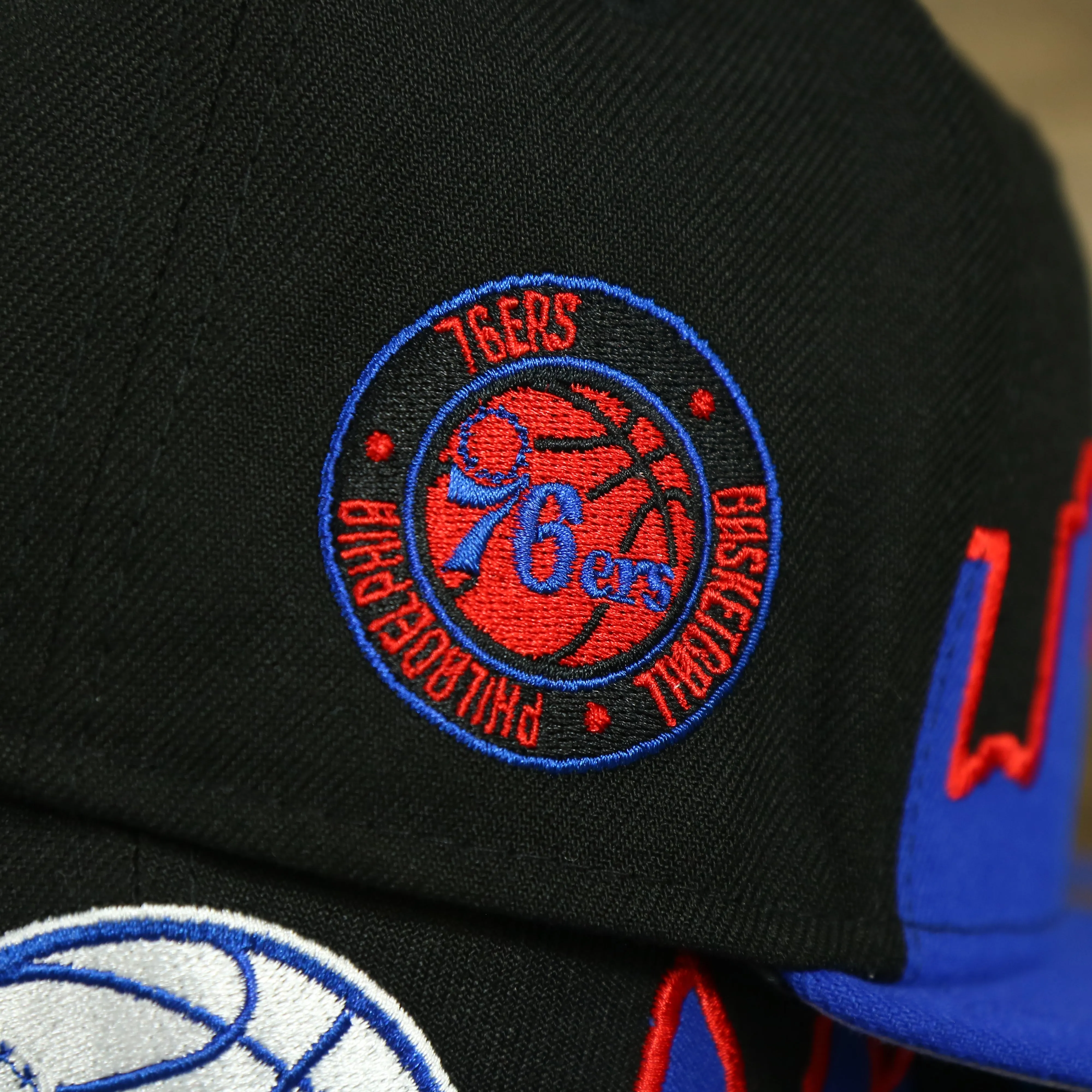 Philadelphia 76ers City Skyline Side Patch 9Fifty Youth Snapback Hat | Philadelphia Skyline 950