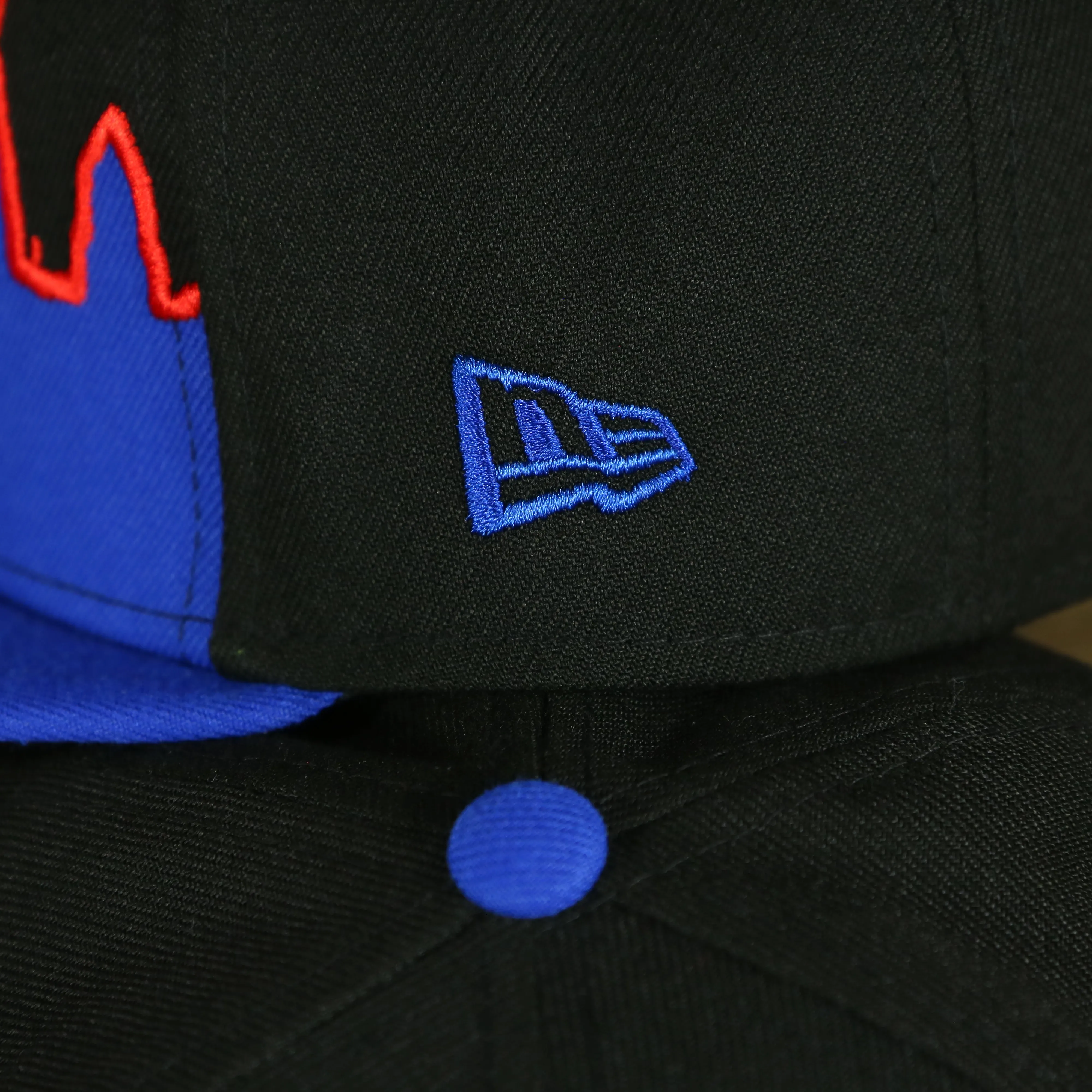 Philadelphia 76ers City Skyline Side Patch 9Fifty Youth Snapback Hat | Philadelphia Skyline 950