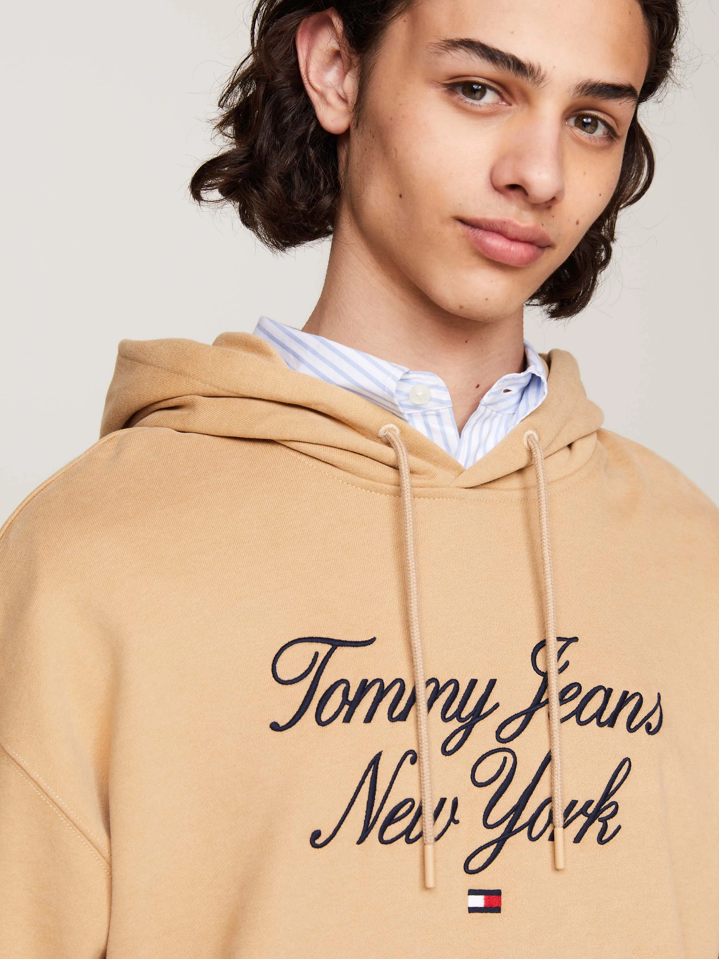 Prep Script Logo Embroidery Relaxed Hoodie | Sweatshirts & Hoodies | Tommy Jeans