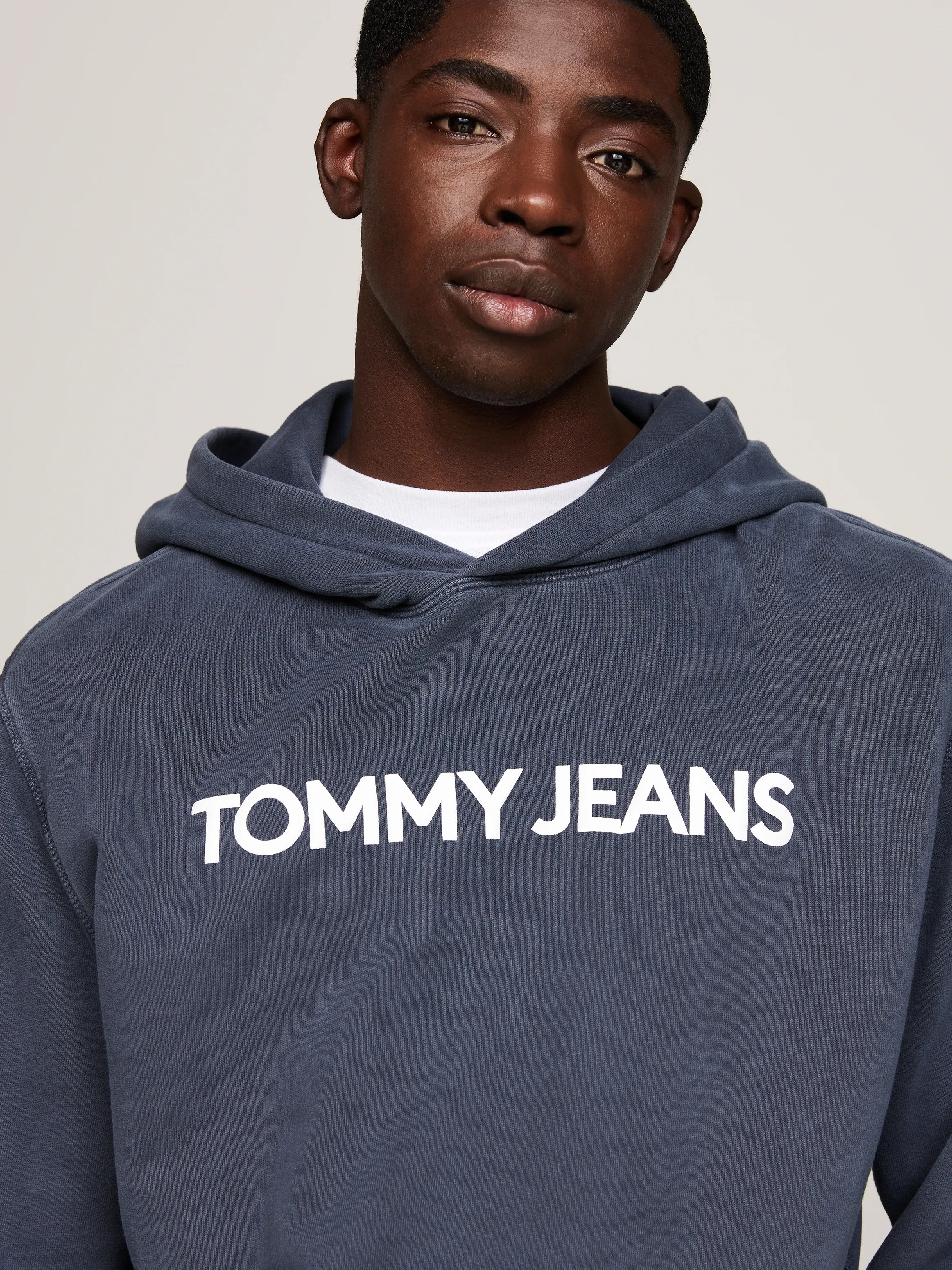 Regular New Classic Hoodie | Sweatshirts & Hoodies | Tommy Jeans