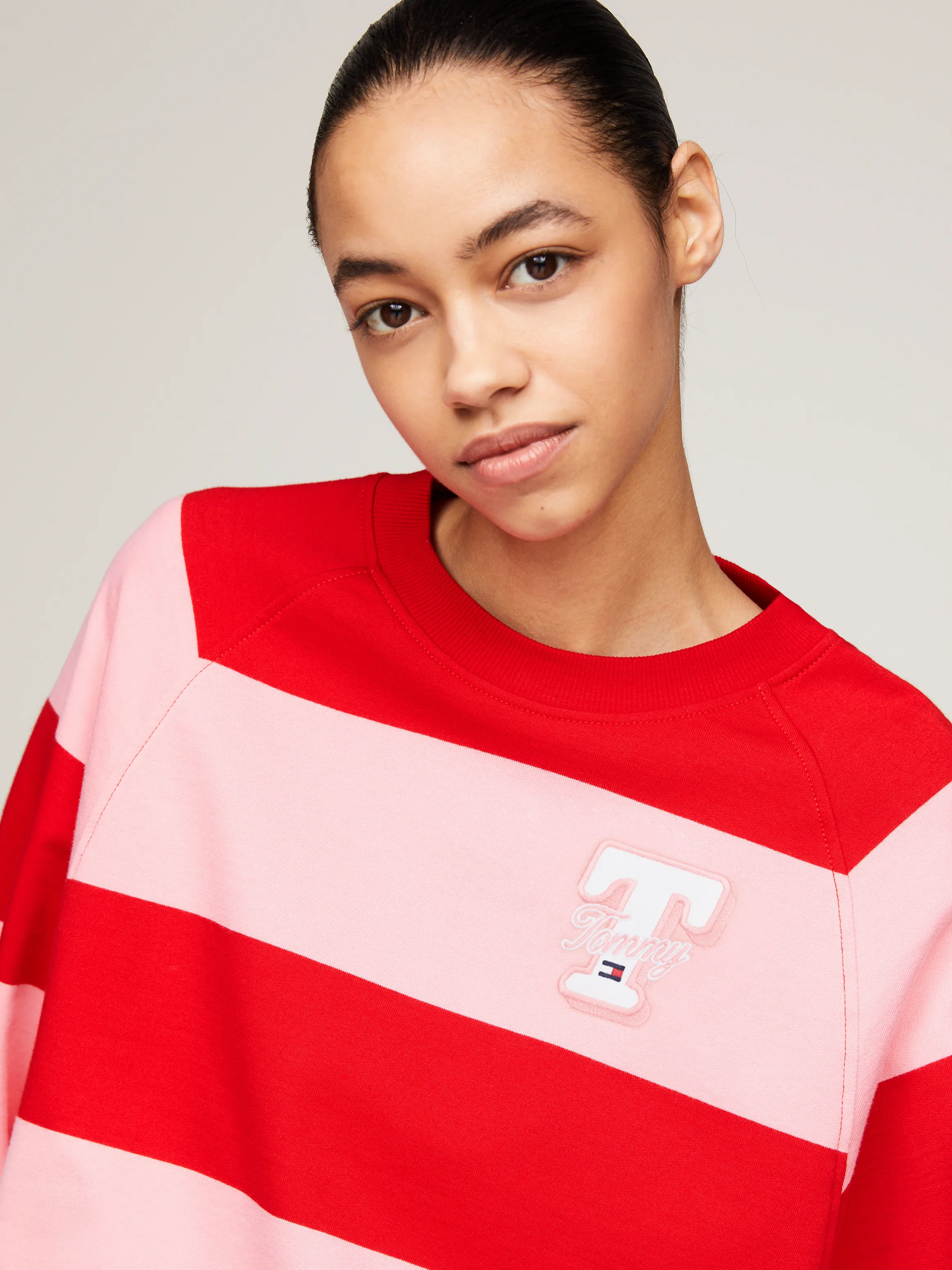 Relaxed Letterman Stripe Sweatshirt | Sweatshirts & Hoodies | Tommy Jeans