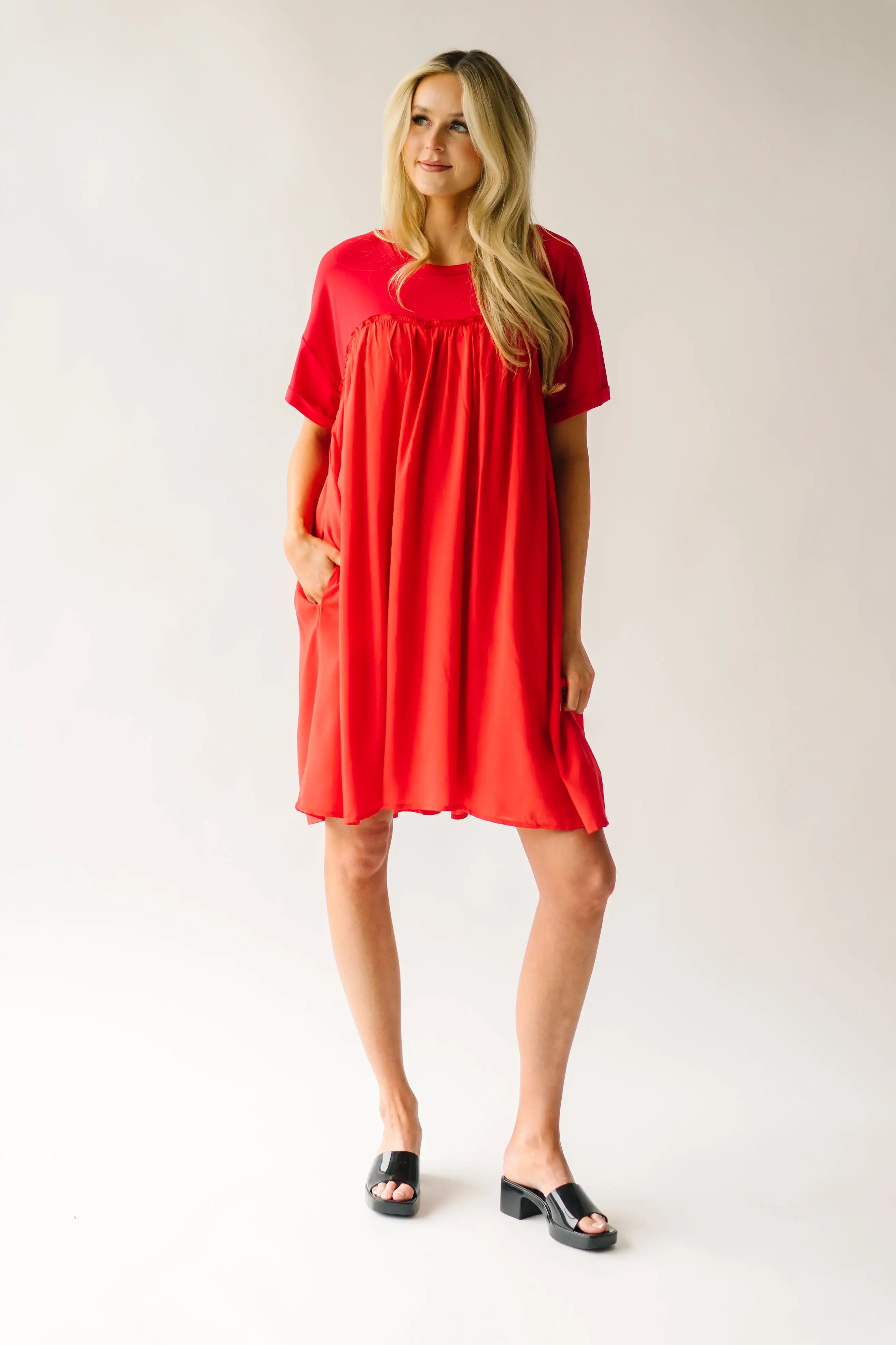 The Tyronza Contrast Ruffle Detail Dress in Tomato Red