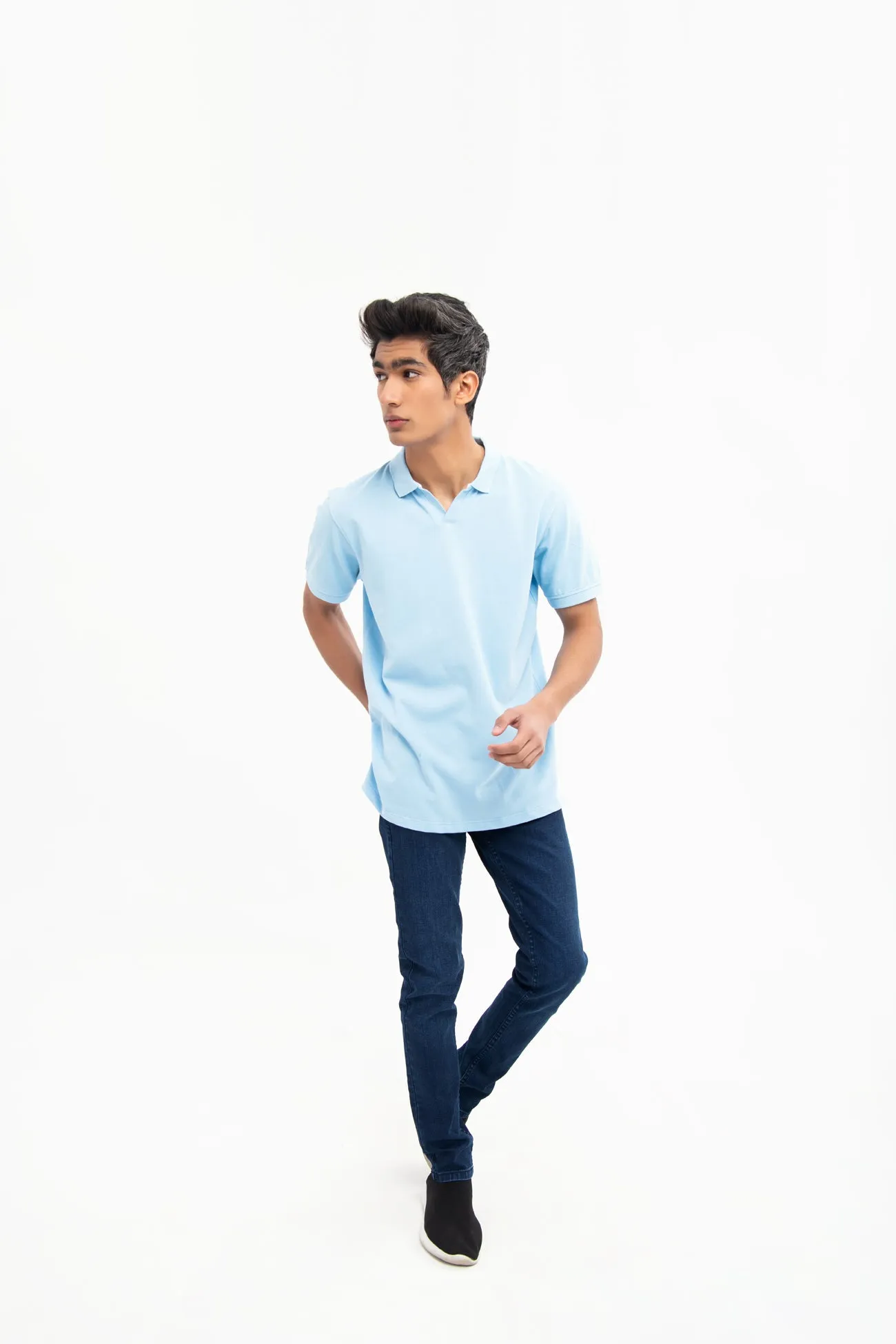 V NECK REGULAR FIT COTTON POLO SHIRT