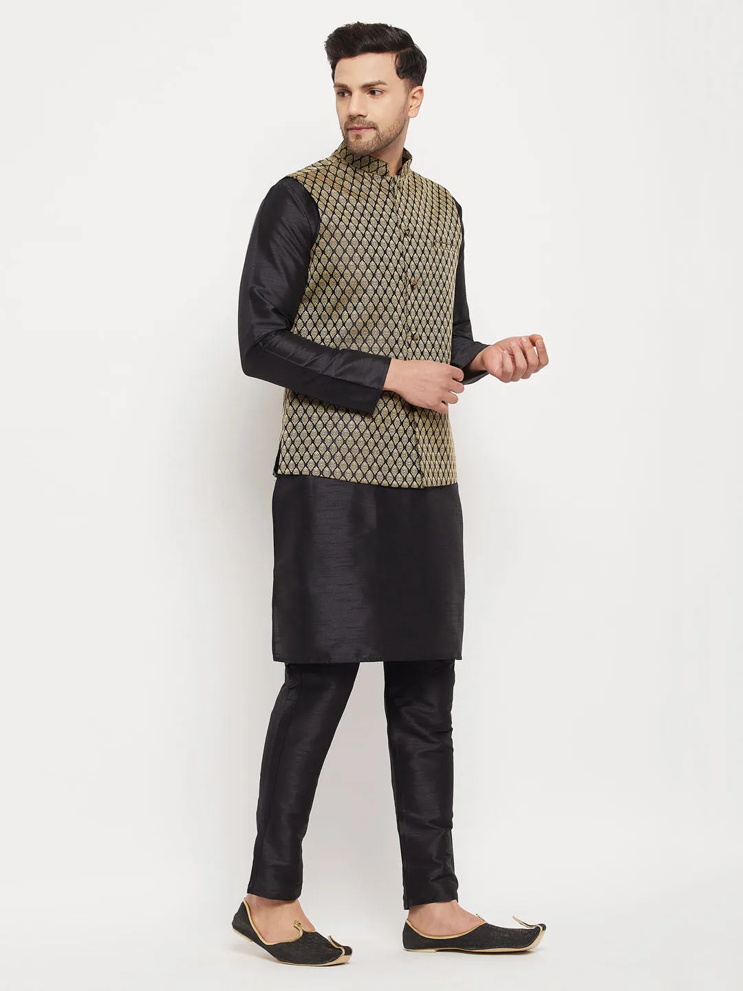 VM BY VASTRAMAY Men's Black Silk Blend Jacket With Kurta Pant Set