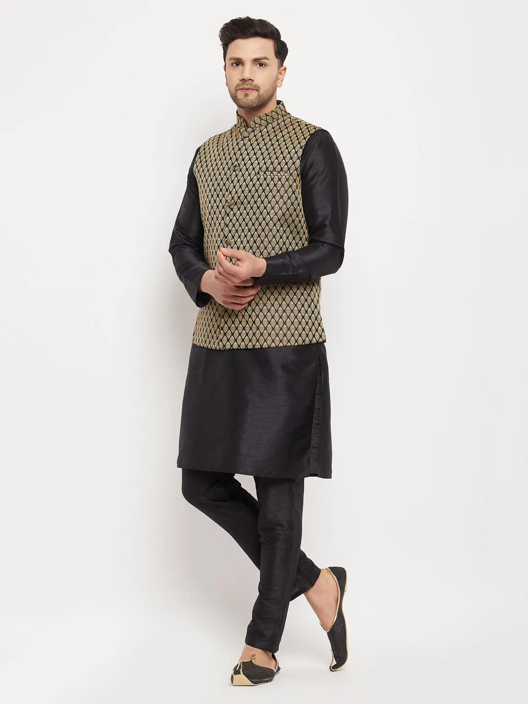 VM BY VASTRAMAY Men's Black Silk Blend Jacket With Kurta Pant Set